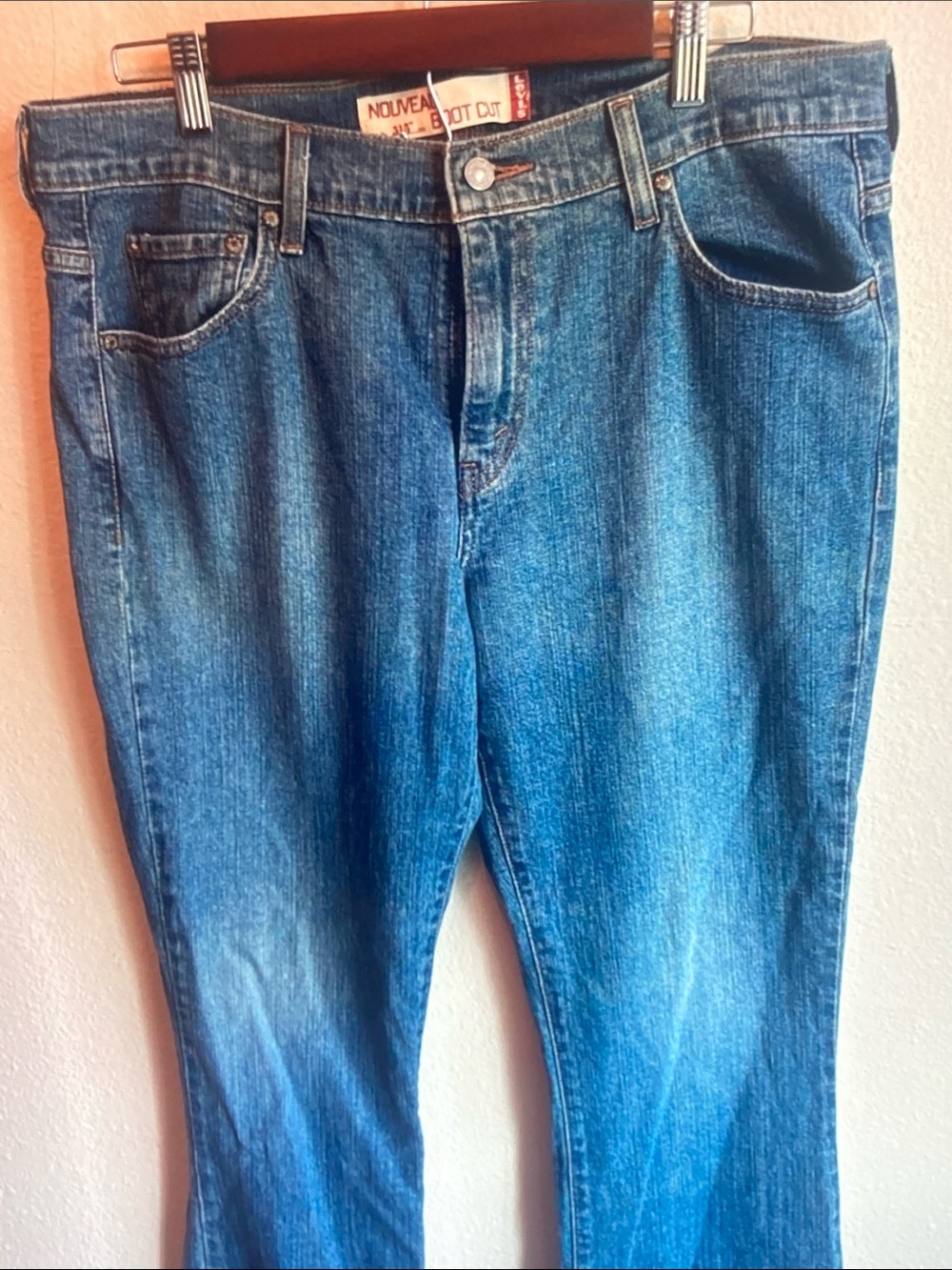 Levi's Women's Boot Cut Jeans in Medium Blue